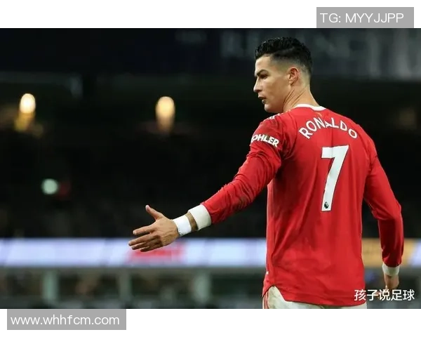 足球明星七号球衣的传奇故事与背后的荣耀与梦想 足球明星七号球衣的传奇故事与背后的荣耀与梦想